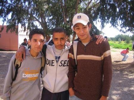brahim & mostapha & sofian ..........wlad la classe